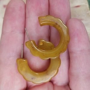 Vintage Marbled Mustard Yellow Colored Lucite Earrings TCJB1